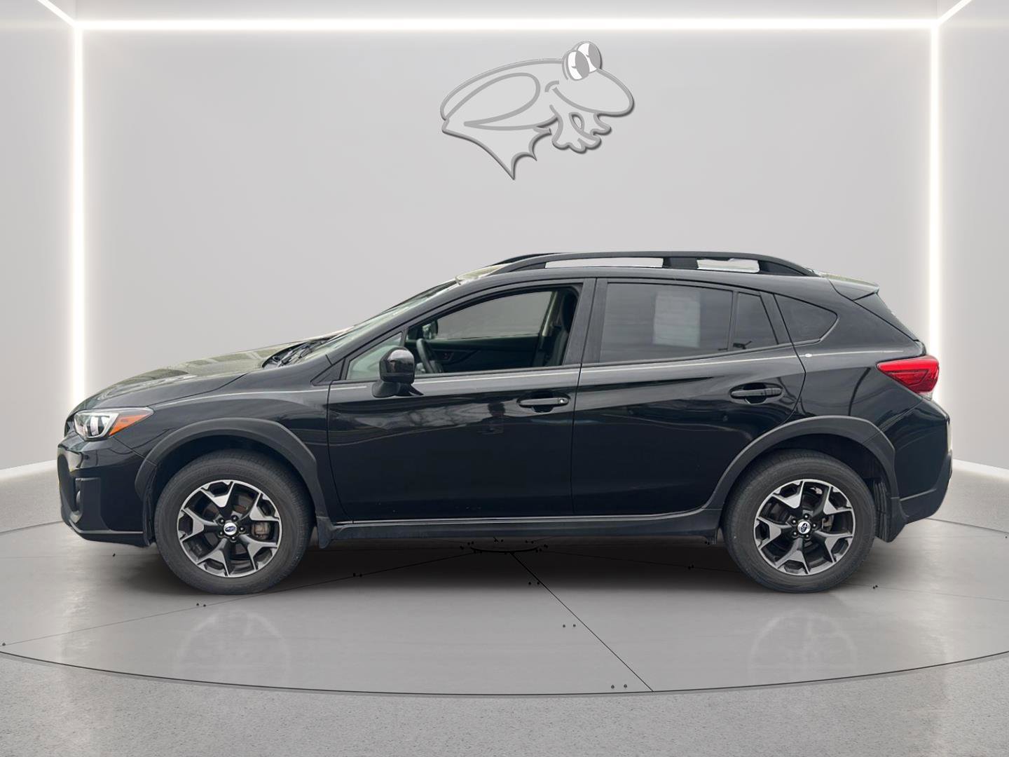 Used 2018 Subaru Crosstrek 2.0i Premium w/ Eyesight System image 3