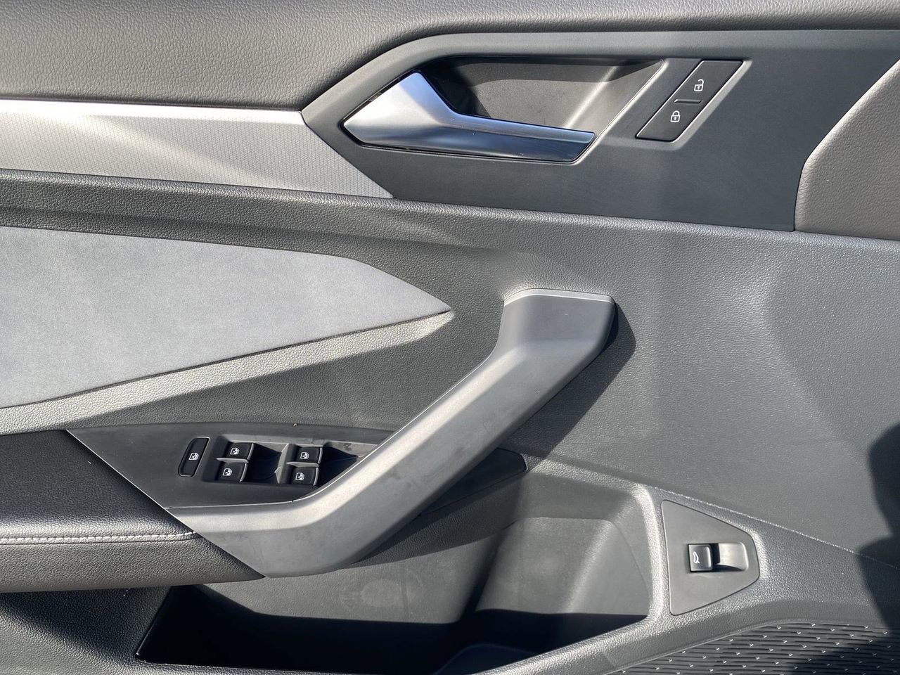 New 2026 Volkswagen Jetta SE image 17