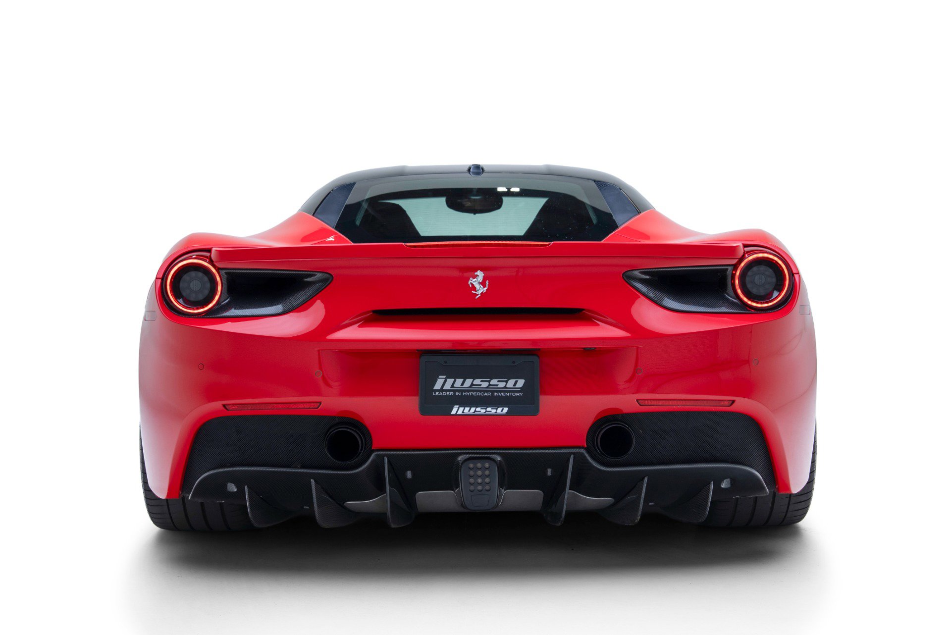 Used 2016 Ferrari 488 GTB RWD image 5