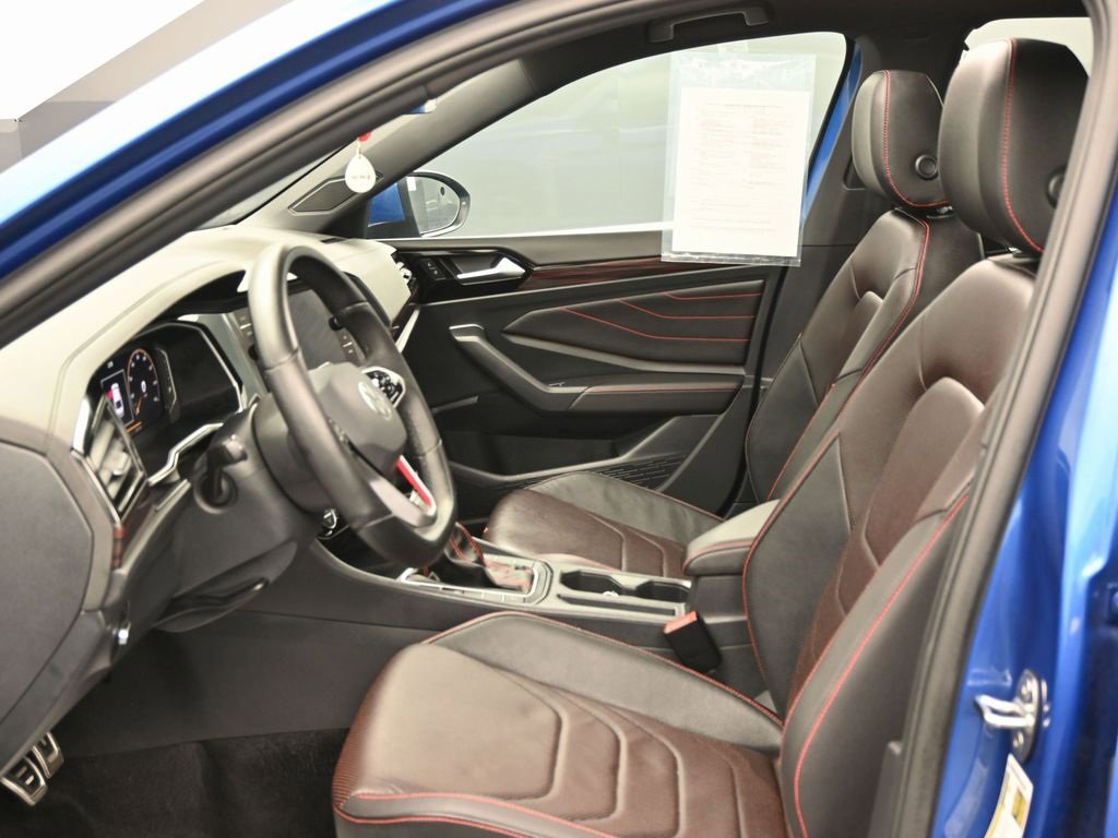 Used 2024 Volkswagen Jetta GLI Autobahn image 17