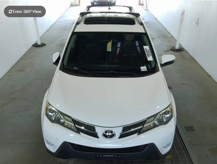 Used 2014 Toyota RAV4 XLE AWD/4WD image 4