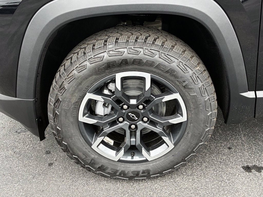 New 2027 Chevrolet Equinox ACTIV w/ Safety and Technology Package AWD/4WD image 48