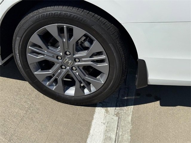 Certified 2025 Honda Odyssey Touring image 8