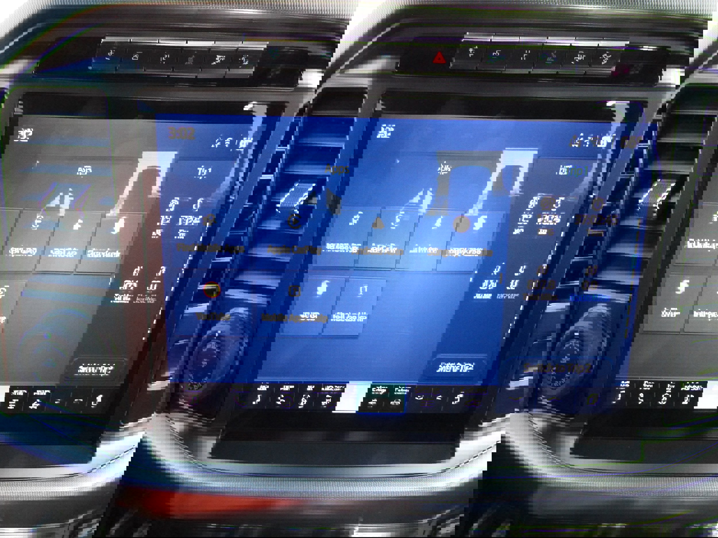 Used 2024 Ford F150 Platinum w/ FX4 Off-Road Package image 42