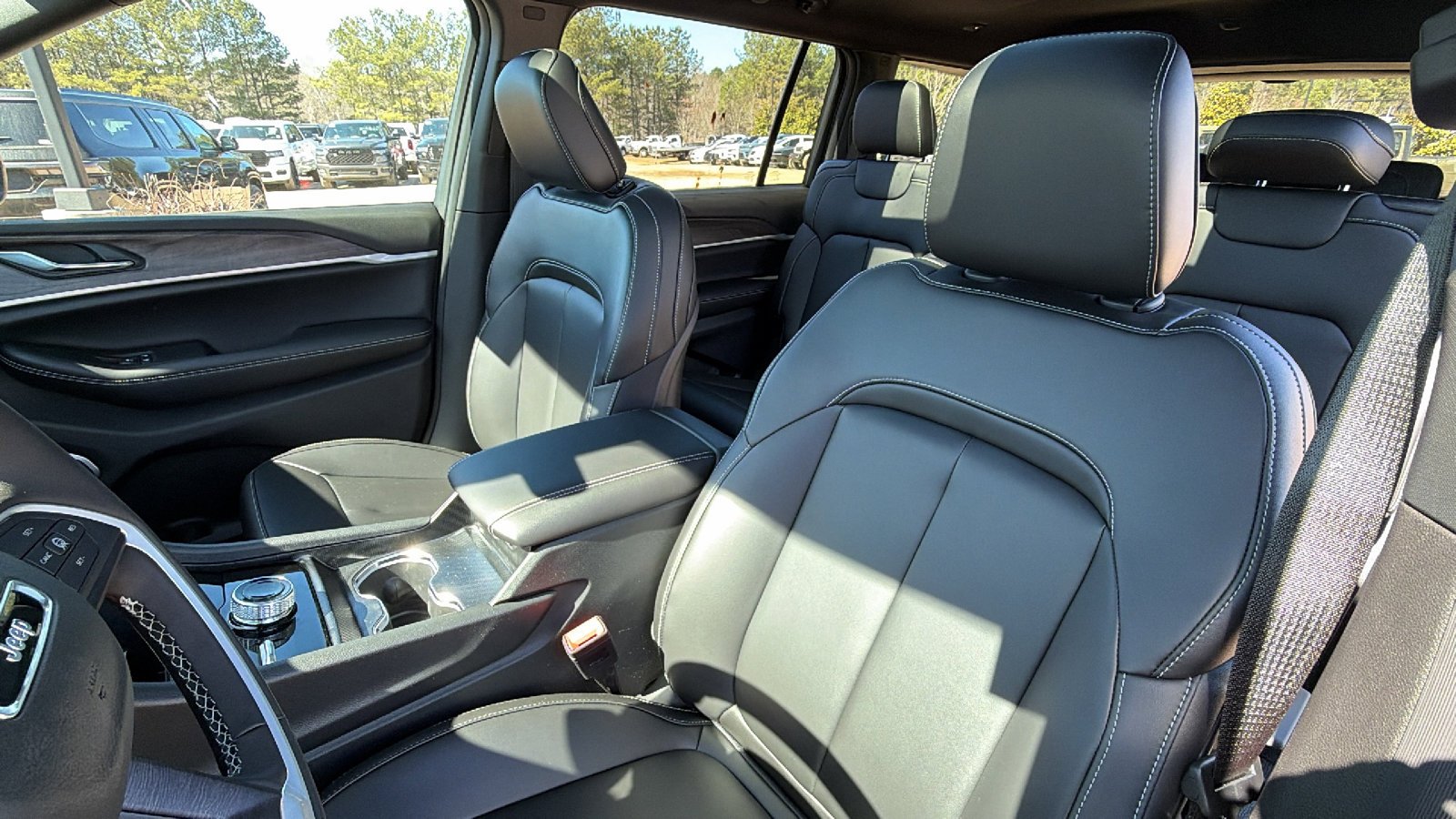 New 2026 Jeep Grand Cherokee L Limited image 18