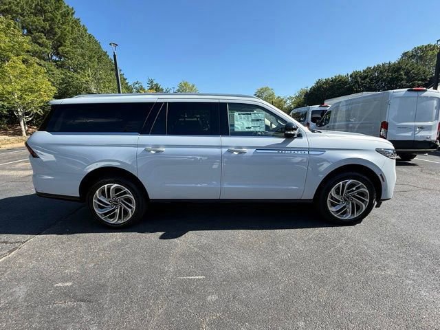 New 2025 Lincoln Navigator L Reserve image 15