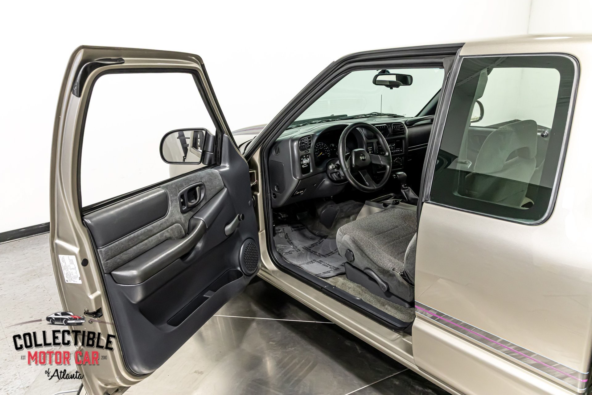 Used 2000 Chevrolet S10 Pickup LS w/ Preferred Equipment Group RWD image 69