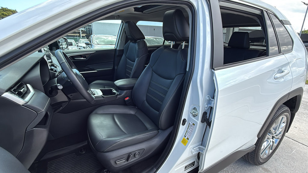 Used 2024 Toyota RAV4 XLE Premium FWD image 23
