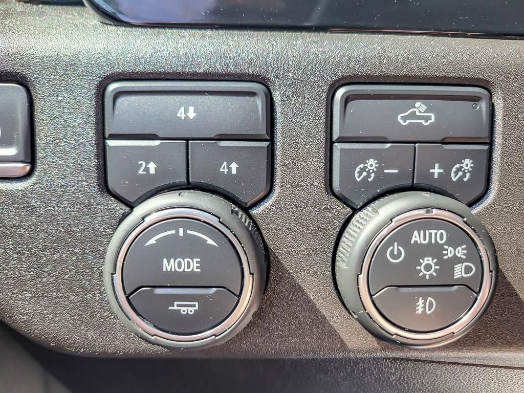 Certified 2025 Chevrolet Silverado 2500 LT w/ Convenience Package AWD/4WD image 18