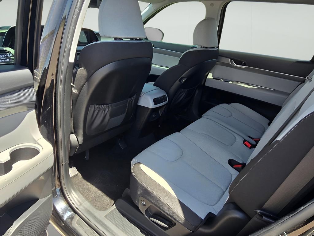 Used 2022 Hyundai Palisade SE AWD/4WD image 26