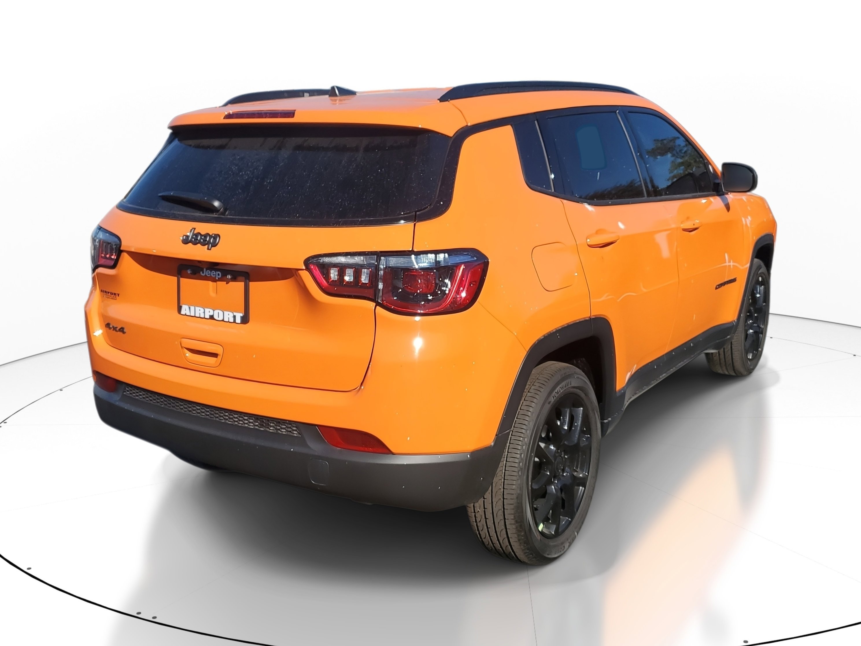 New 2026 Jeep Compass Latitude image 4
