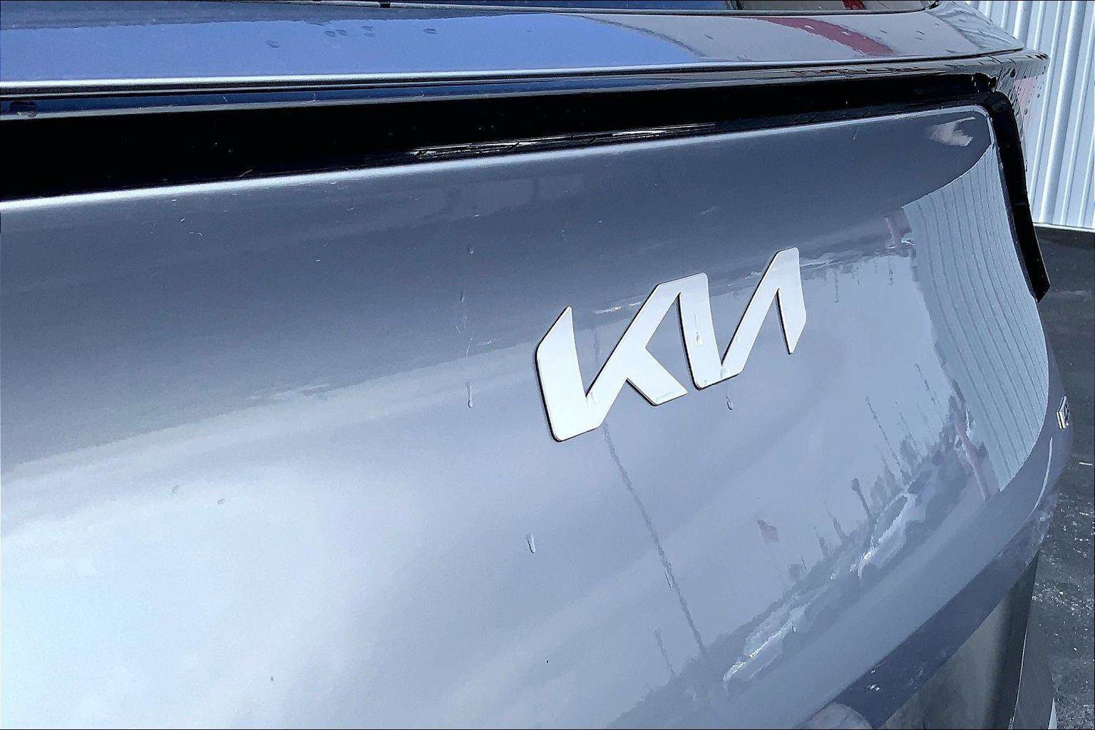 Used 2025 Kia Sportage LX AWD/4WD image 27