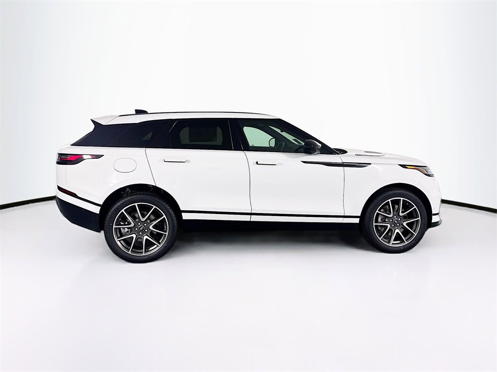 New 2026 Land Rover Range Rover Velar Dynamic SE image 4