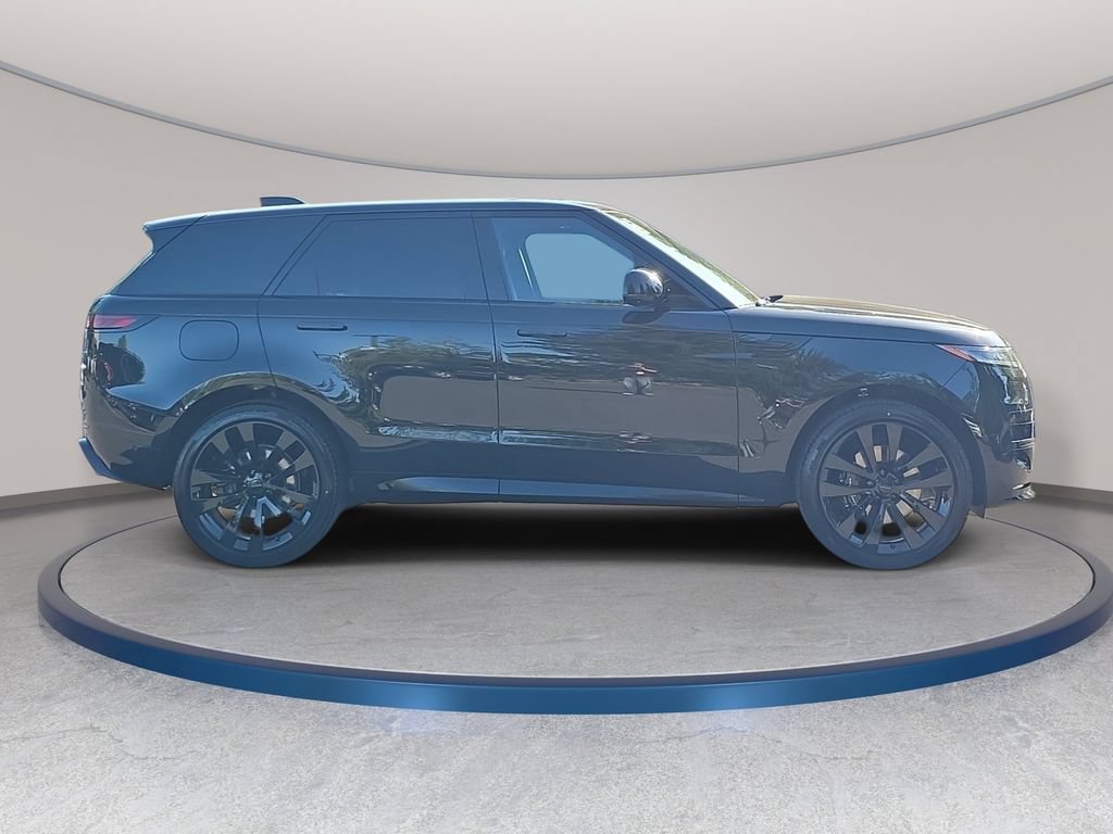 New 2026 Land Rover Range Rover Sport Dynamic SE AWD/4WD image 4