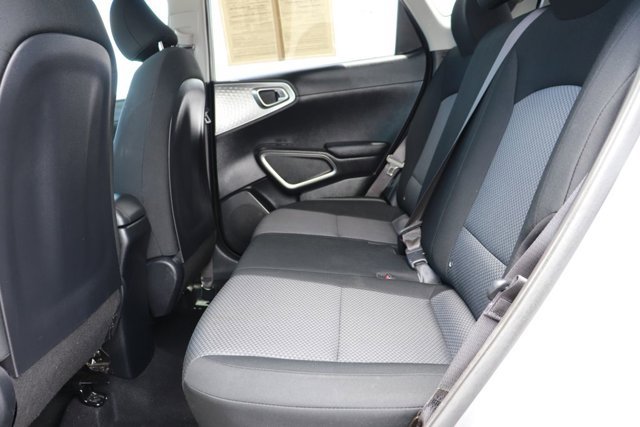 Used 2023 Kia Soul LX w/ Option Group 015 FWD image 13