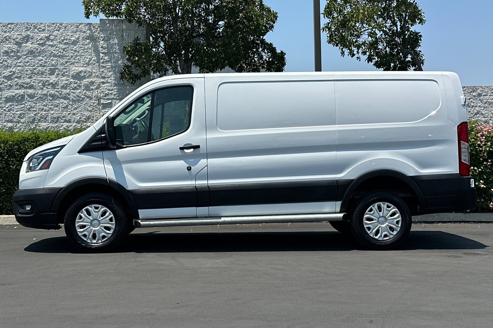 Used 2023 Ford Transit 250 Low Roof w/ Exterior Upgrade Package image 7