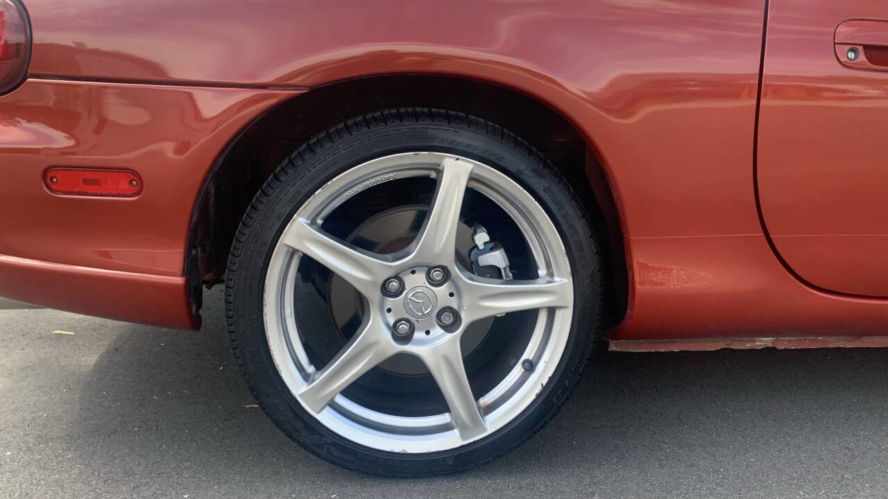 Used 2004 MAZDA MX-5 Miata MAZDASPEED RWD image 16