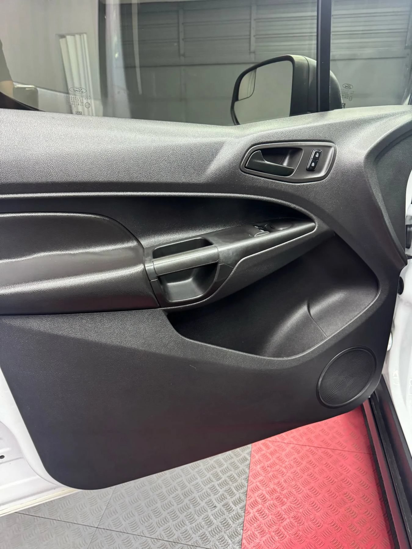 Used 2014 Ford Transit Connect XL FWD image 12