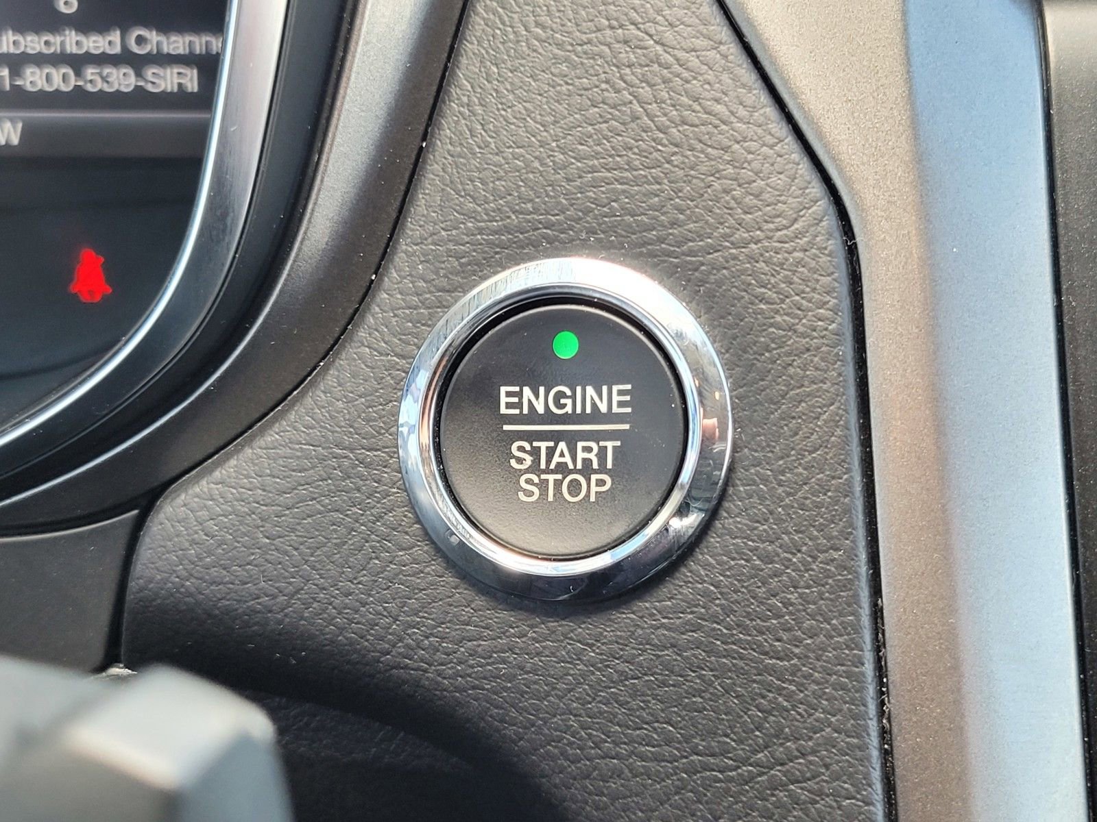 Used 2017 Ford Fusion SE w/ Fusion SE Technology Package image 25