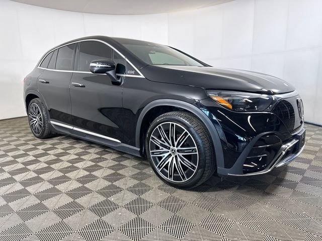 Used 2023 Mercedes-Benz EQE 350+ 4MATIC SUV w/ Pinnacle Trim Package image 2