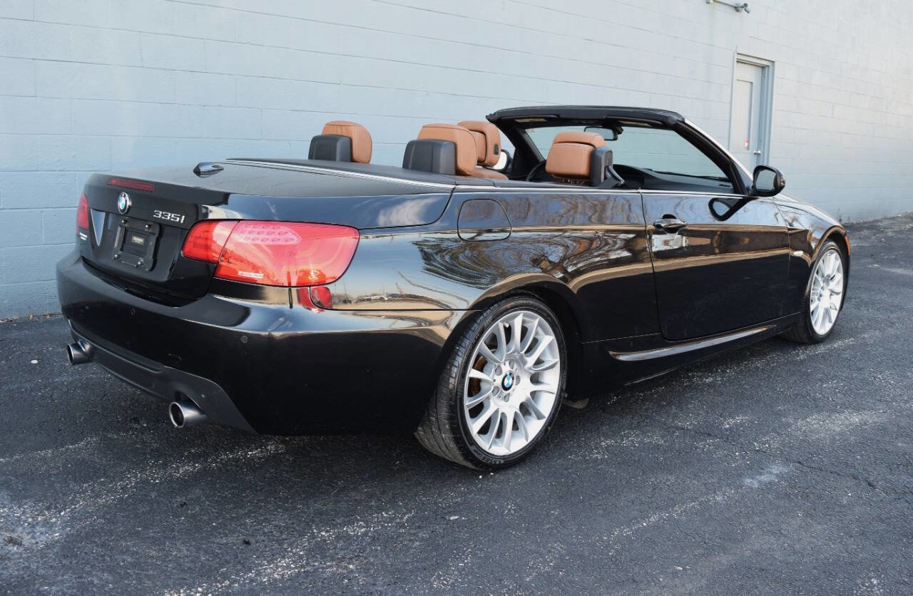 Used 2012 BMW 335i Convertible image 20