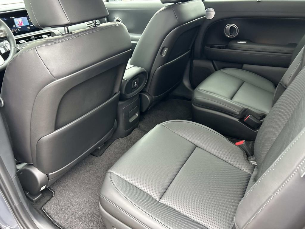New 2026 Hyundai Palisade Limited FWD image 17
