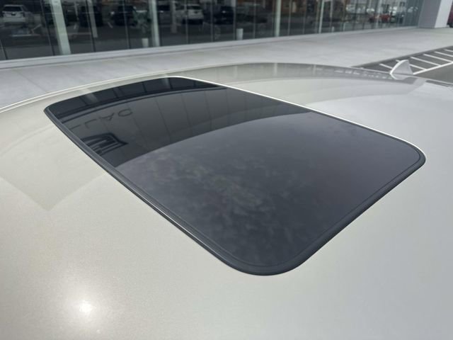 Used 2013 Chevrolet Malibu LTZ image 12