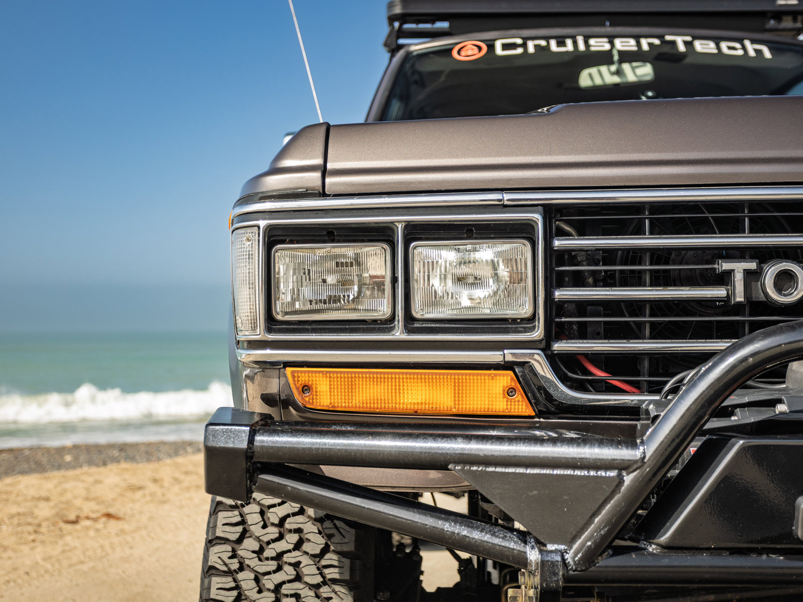 Used 1990 Toyota Land Cruiser AWD/4WD image 15