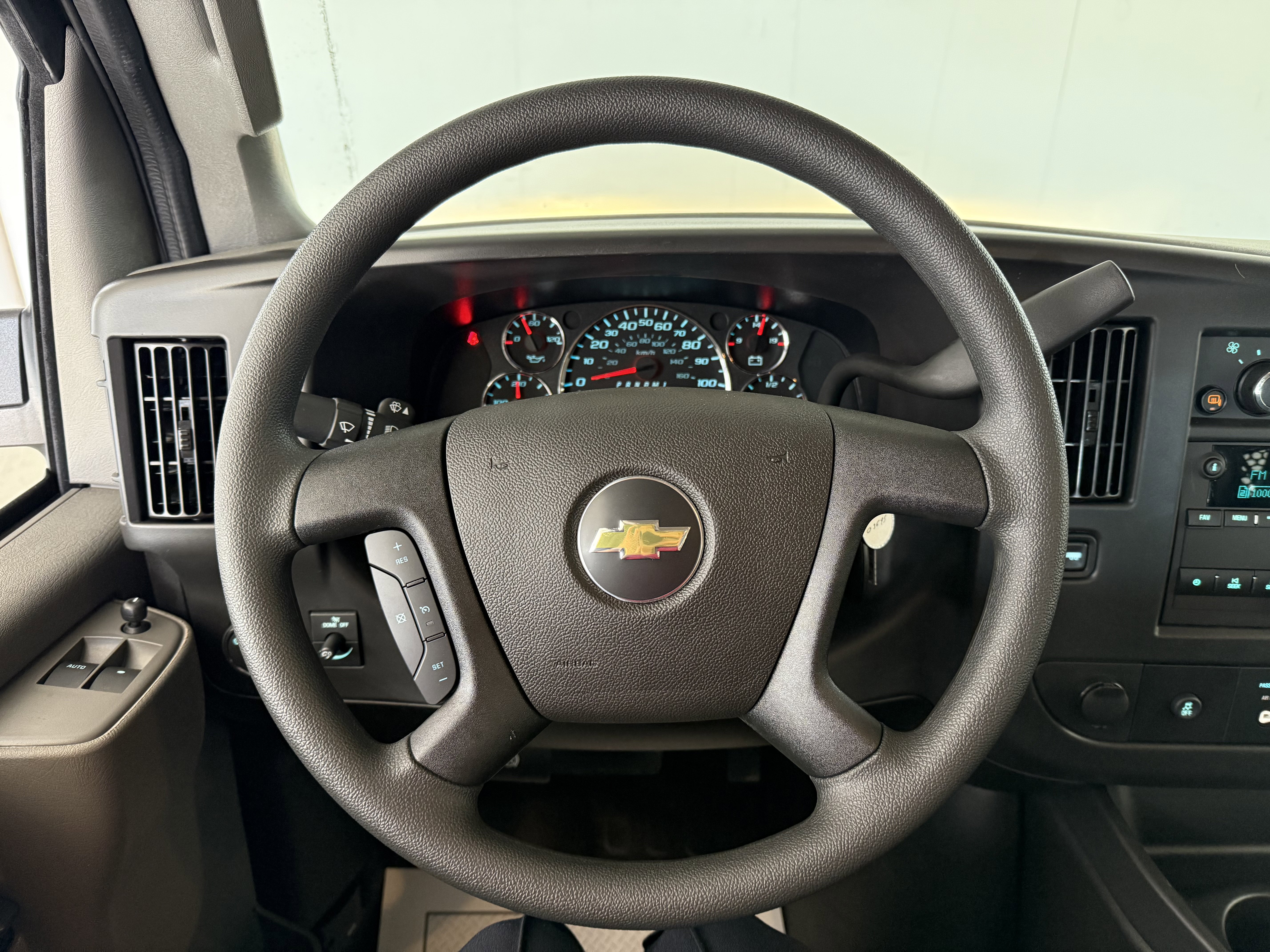 New 2025 Chevrolet Express 3500 w/ Driver Convenience Package image 17