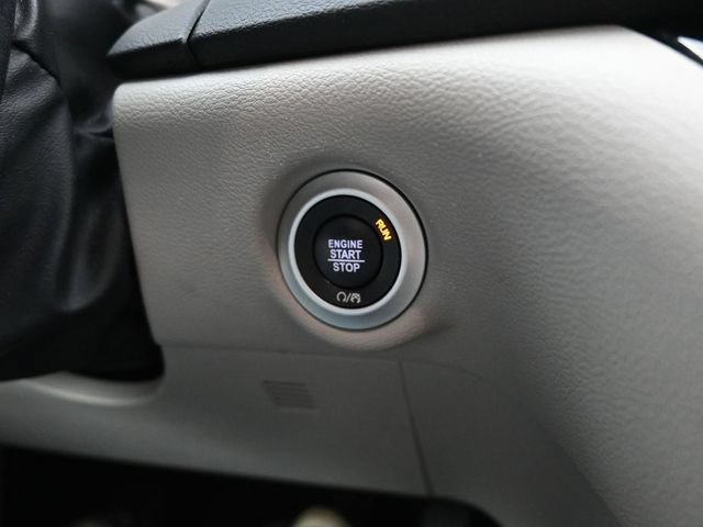 Used 2023 Chrysler Voyager LX FWD image 19