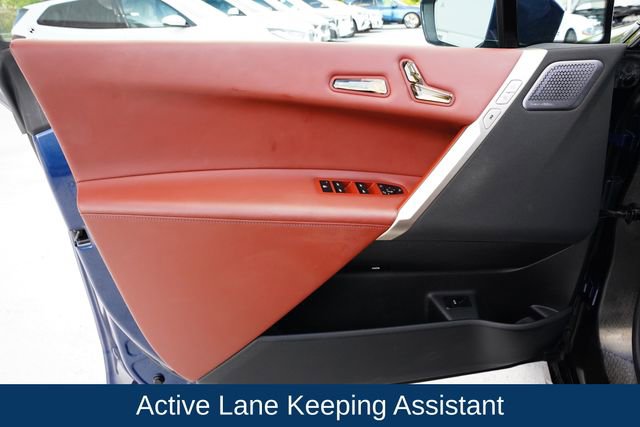 Used 2023 BMW iX xDrive50 w/ Premium Package AWD/4WD image 25