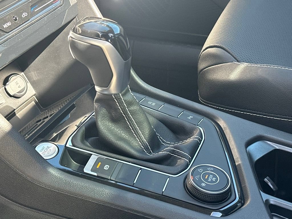 New 2027 Volkswagen Taos SEL AWD/4WD image 26