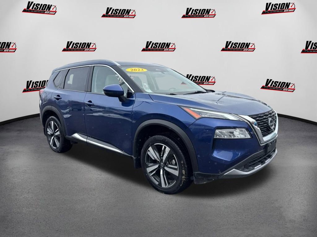 Used 2023 Nissan Rogue SL w/ SL Premium Package image 3