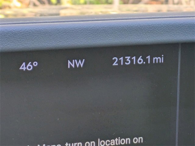 Used 2024 Lincoln Nautilus Premier image 12