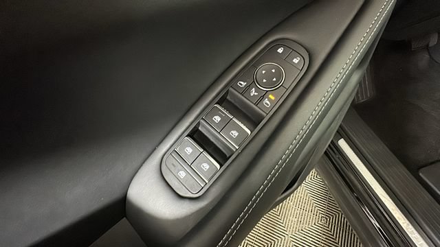 Used 2025 INFINITI QX60 Pure AWD/4WD image 11
