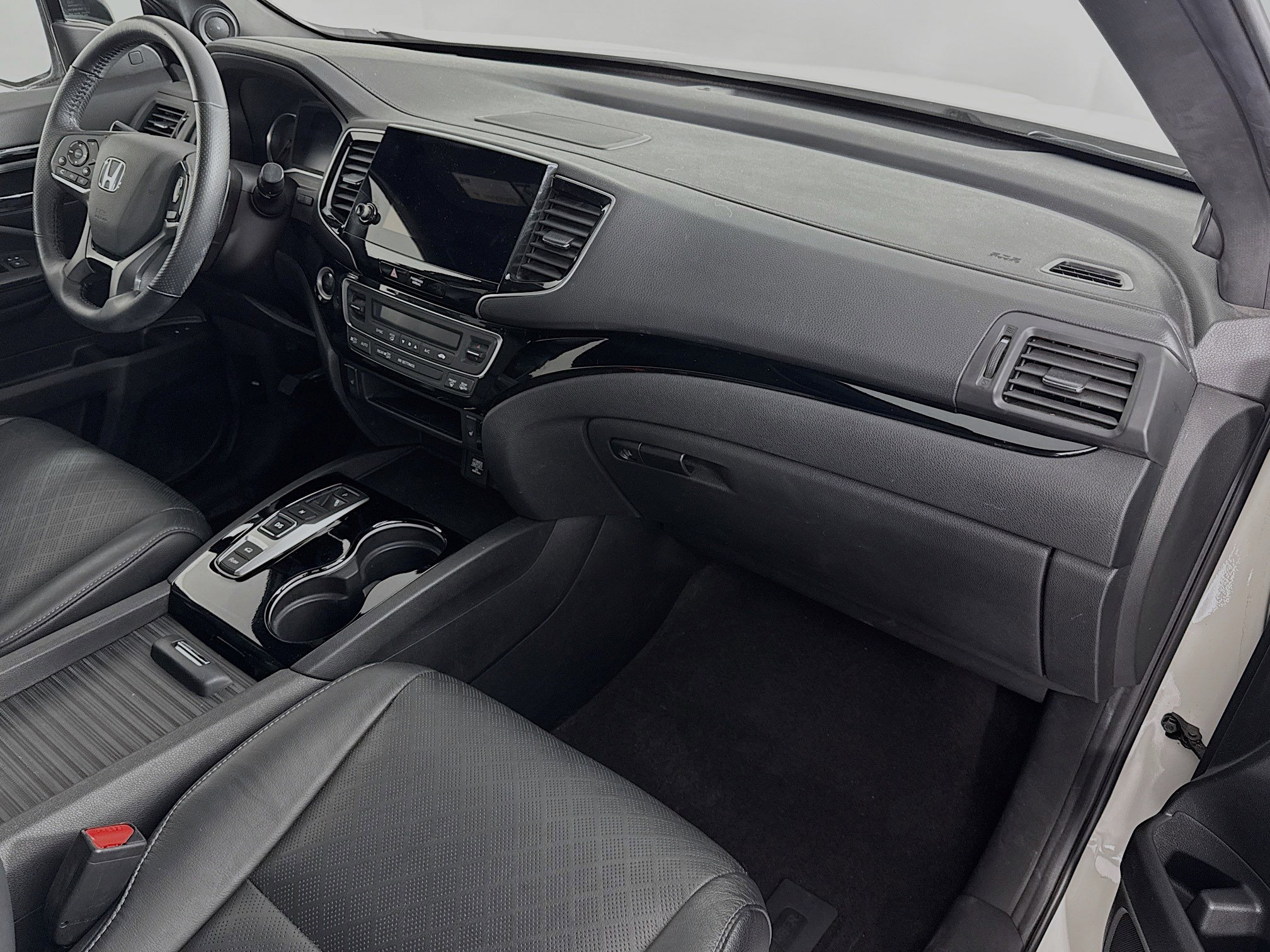 Certified 2019 Honda Passport Touring image 30