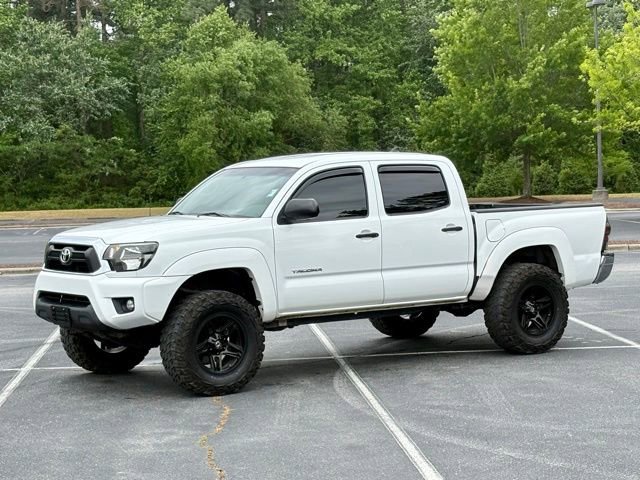 Used 2015 Toyota Tacoma PreRunner w/ SR5 Package RWD image 2