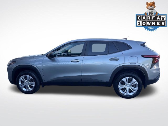 Certified 2026 Chevrolet Trax LS FWD image 2
