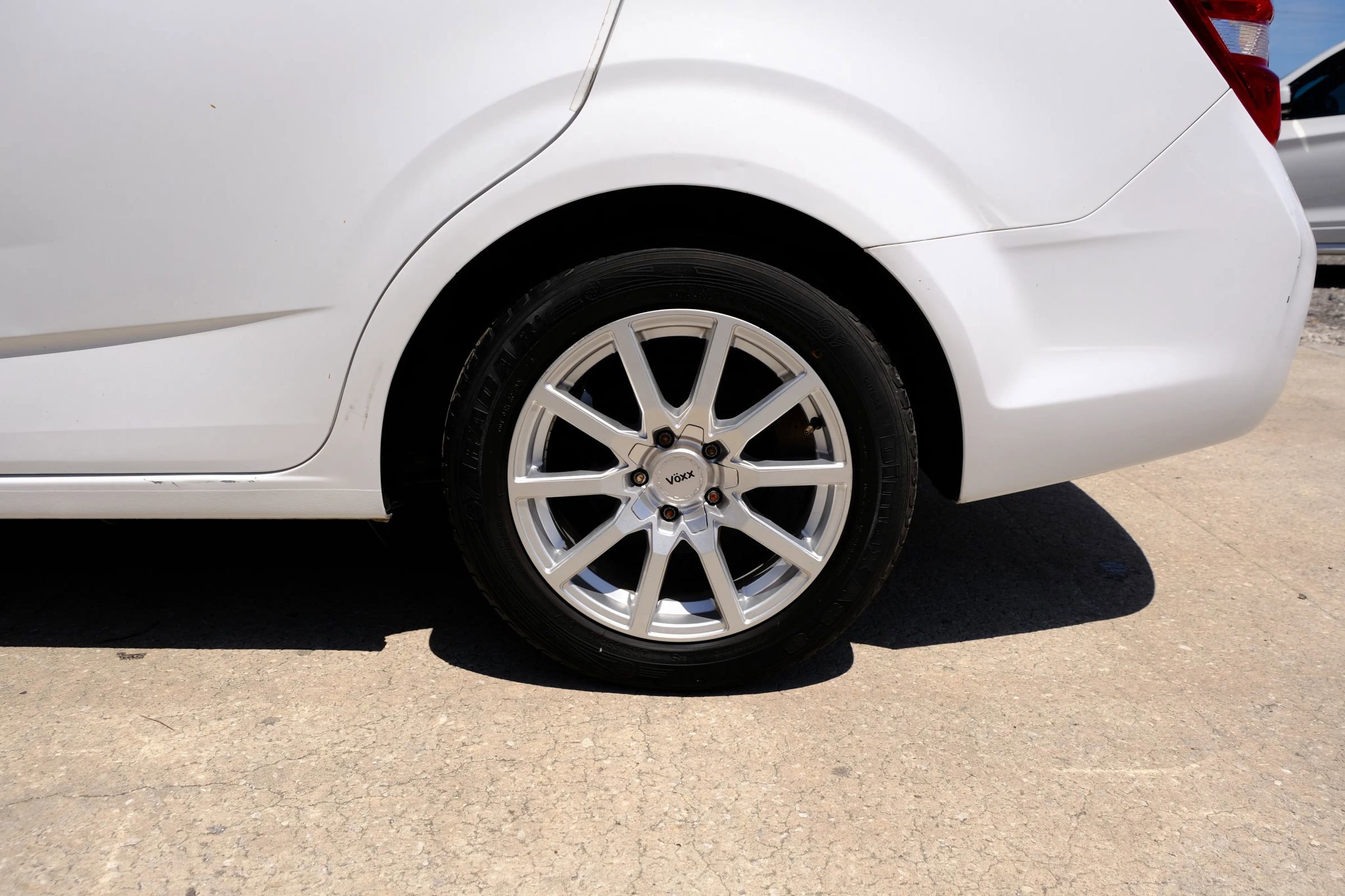 Used 2018 Chevrolet Sonic Premier w/ Driver Confidence Package FWD image 14