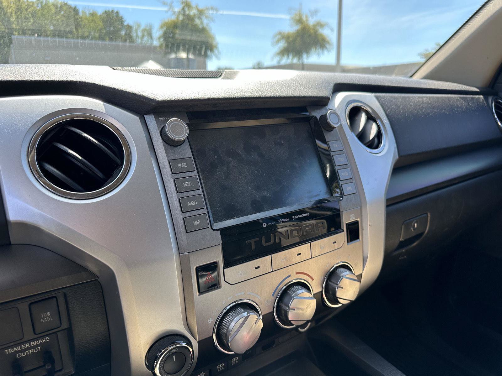 Used 2020 Toyota Tundra SR5 w/ SR5 Leather Package AWD/4WD image 53