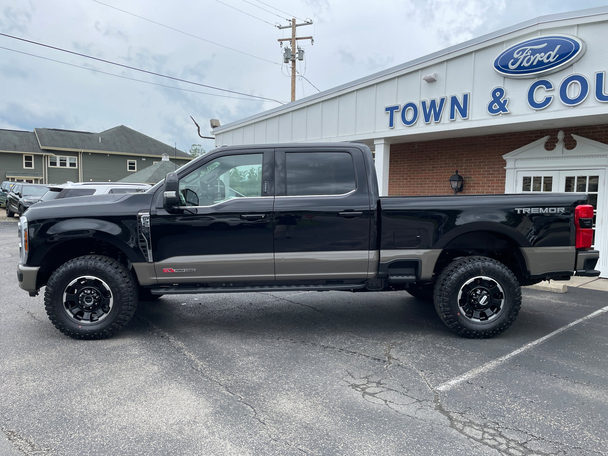 New 2026 Ford F250 King Ranch w/ Tremor Off-Road Package AWD/4WD image 10
