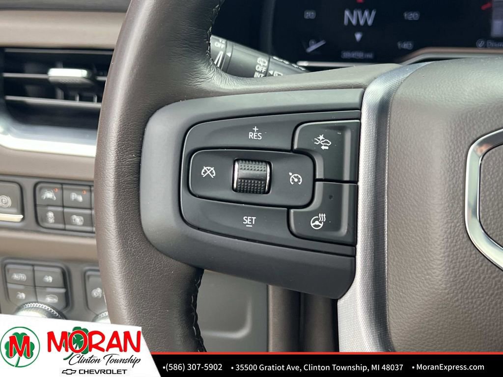 Certified 2022 GMC Yukon SLT w/ SLT Premium Package AWD/4WD image 27