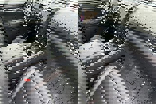 Used 2024 GMC Acadia Elevation image 19