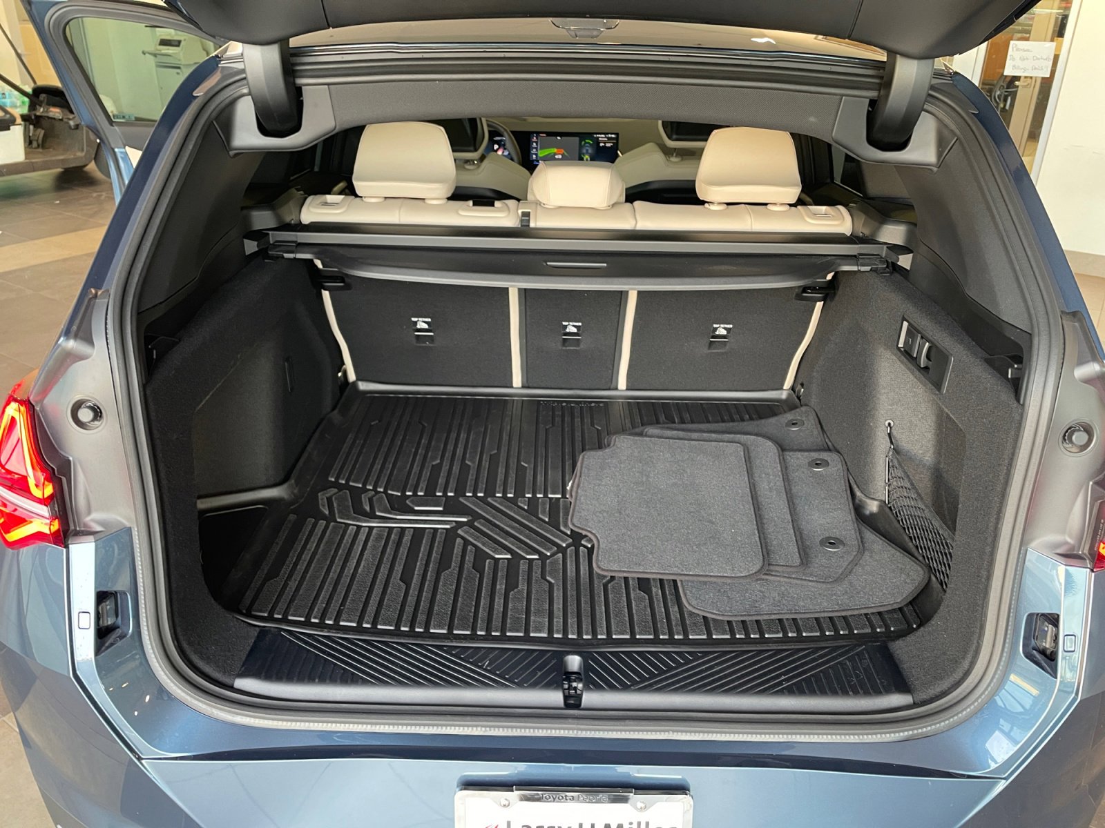 Used 2025 BMW X3 xDrive30i w/ Convenience Package image 34