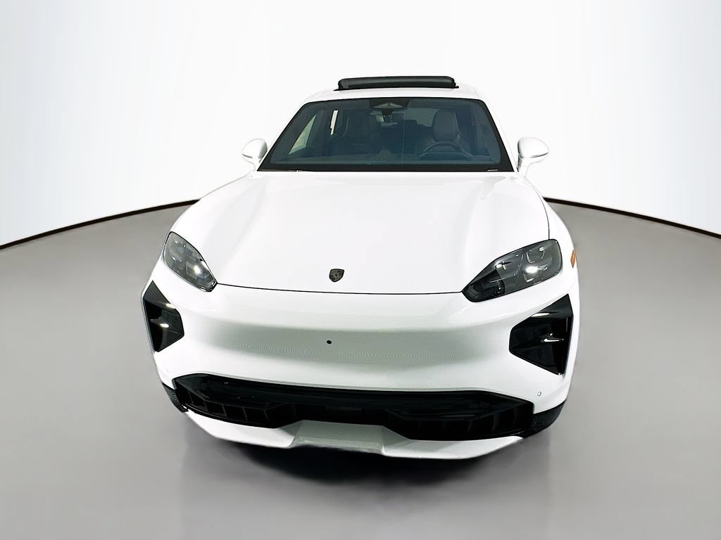 New 2026 Porsche Cayenne Turbo AWD/4WD image 6