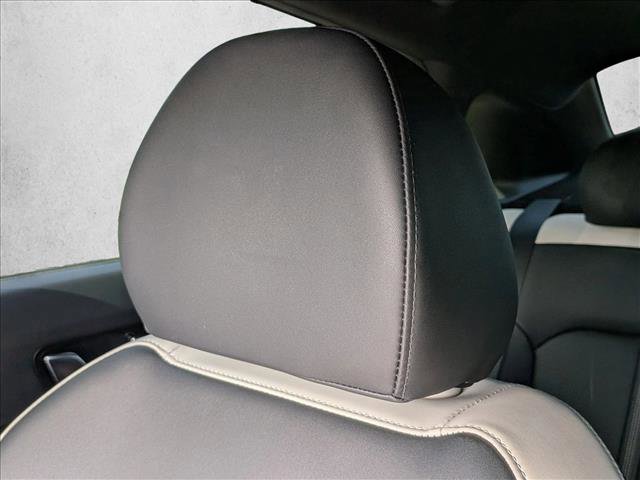 Used 2025 Kia K5 GT-Line w/ GT-Line Premium Package FWD image 13