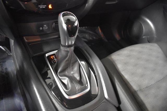 Used 2022 Nissan Rogue Sport SV AWD/4WD image 26