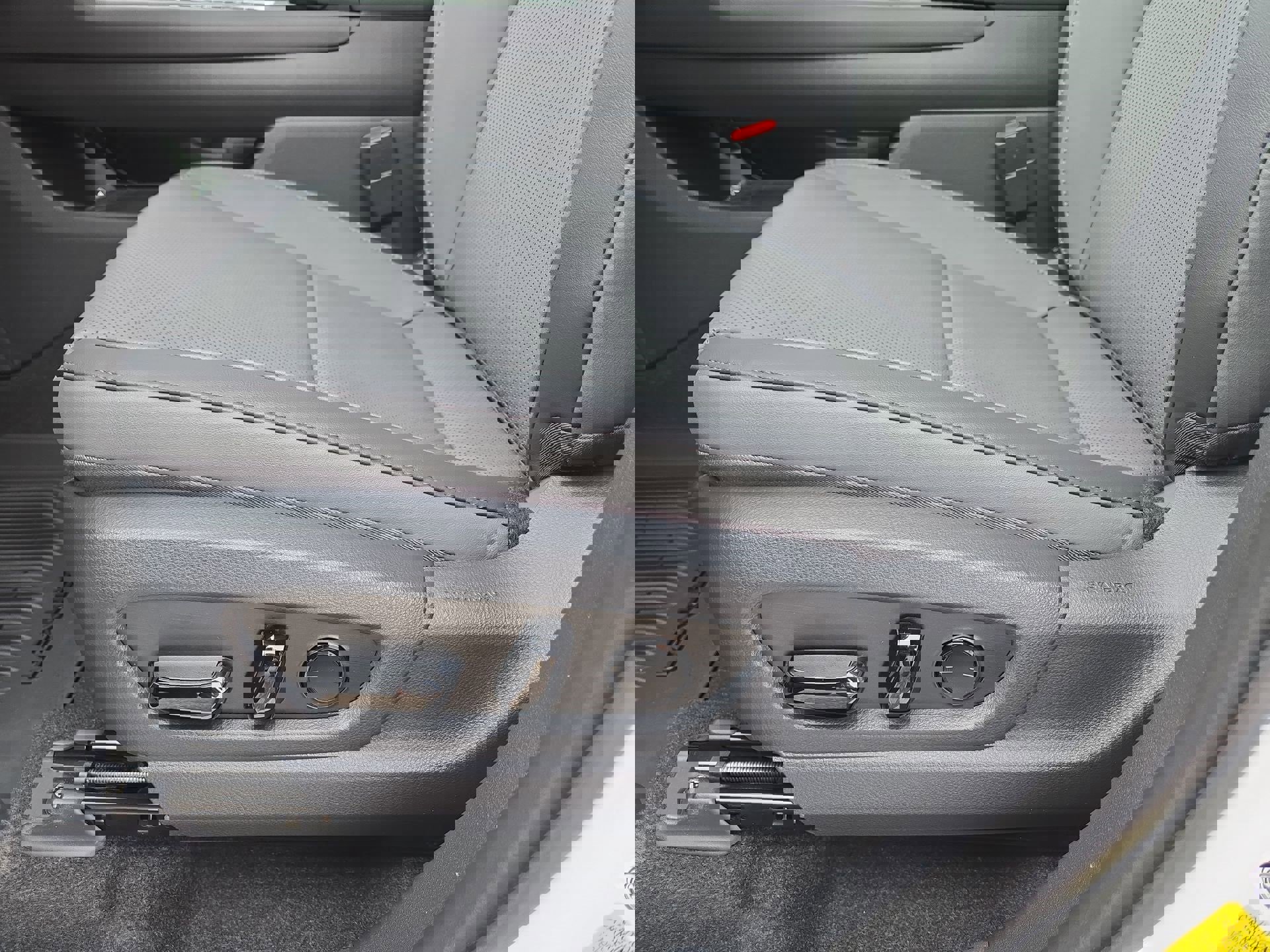 New 2026 Lexus RZ 350e 2WD image 17