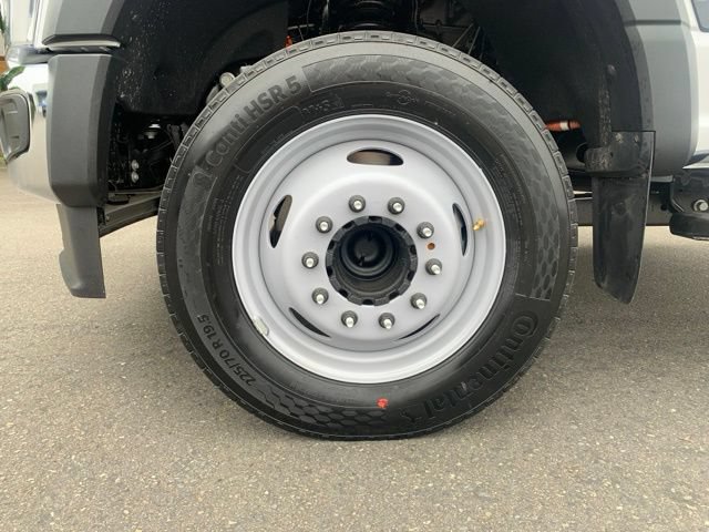 New 2026 Ford F450 XL w/ XL Chrome Package RWD image 9