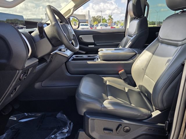 Certified 2025 Ford Expedition Active AWD/4WD image 12
